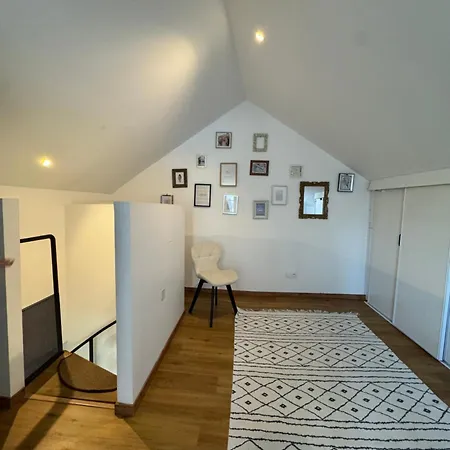 Dom wakacyjny Maison Cosy, Climatisation Et Jardin *