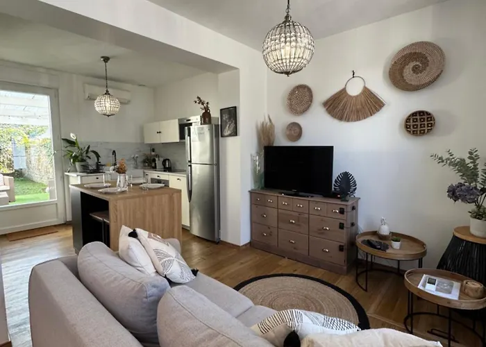 Maison Cosy, Climatisation Et Jardin Дом отдыха